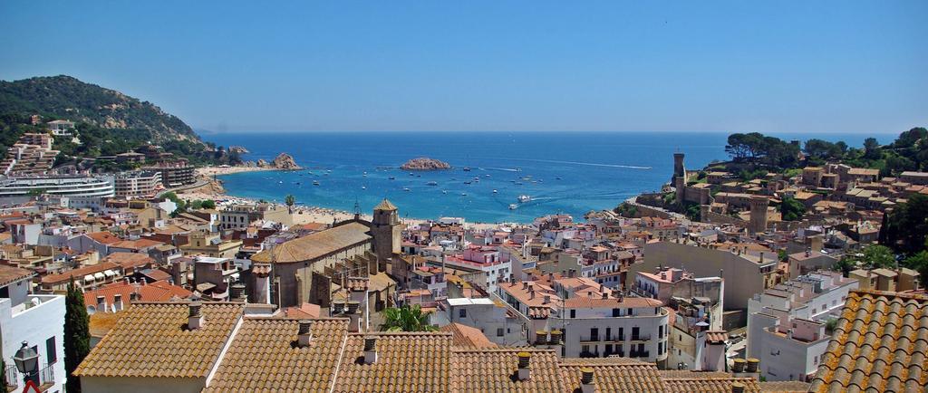 Lets Holidays Cozy Apartment 70 M. From The Beach In Tossa Tossa de Mar Buitenkant foto