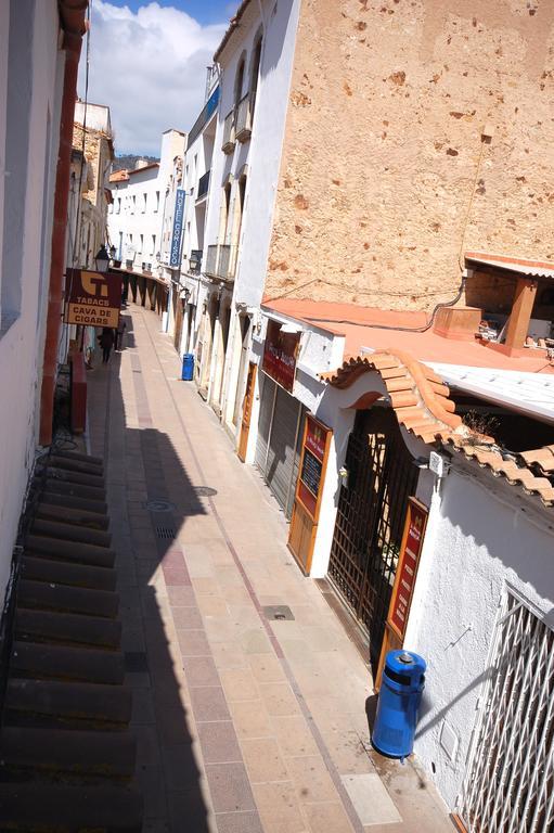 Lets Holidays Cozy Apartment 70 M. From The Beach In Tossa Tossa de Mar Buitenkant foto